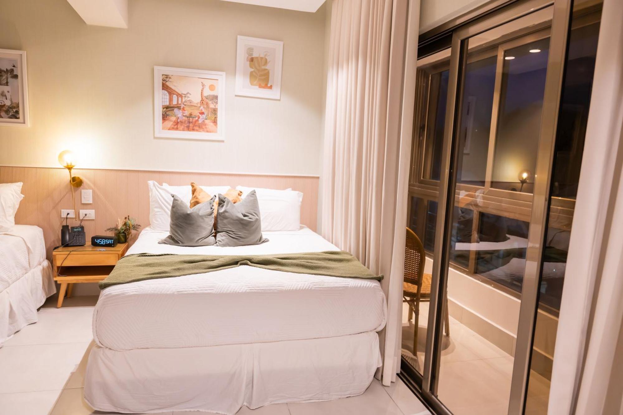Hotel Stay Here Suites Santo Domingo Esterno foto