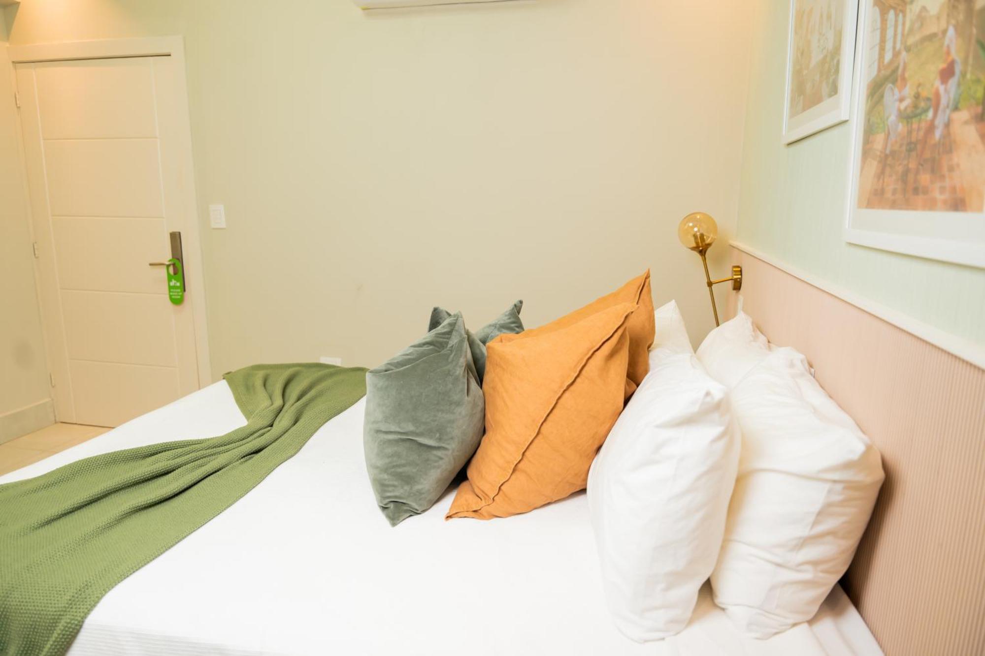 Hotel Stay Here Suites Santo Domingo Esterno foto