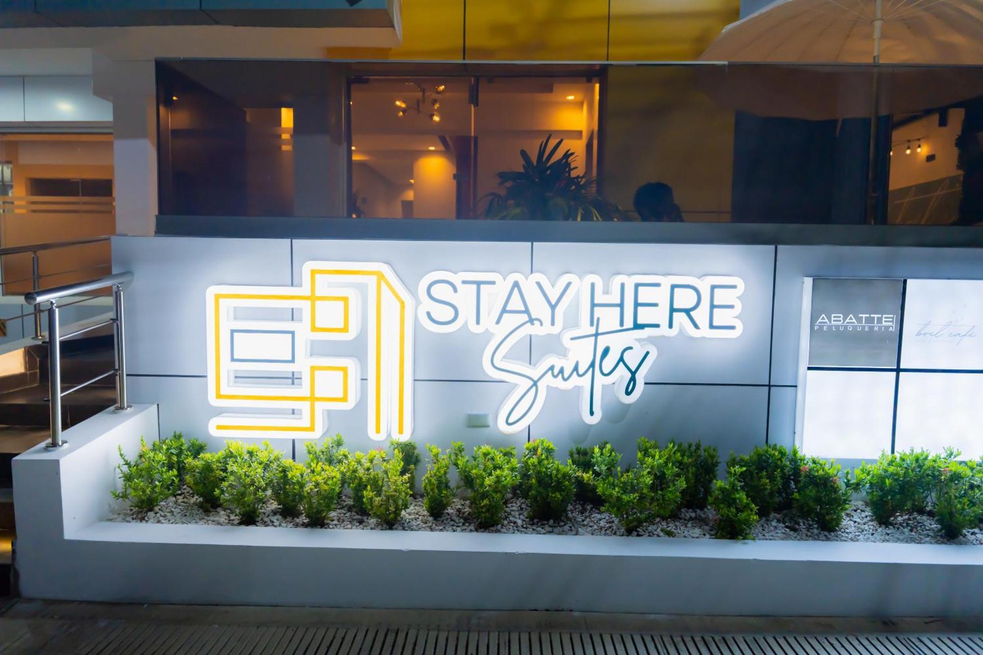 Hotel Stay Here Suites Santo Domingo Esterno foto