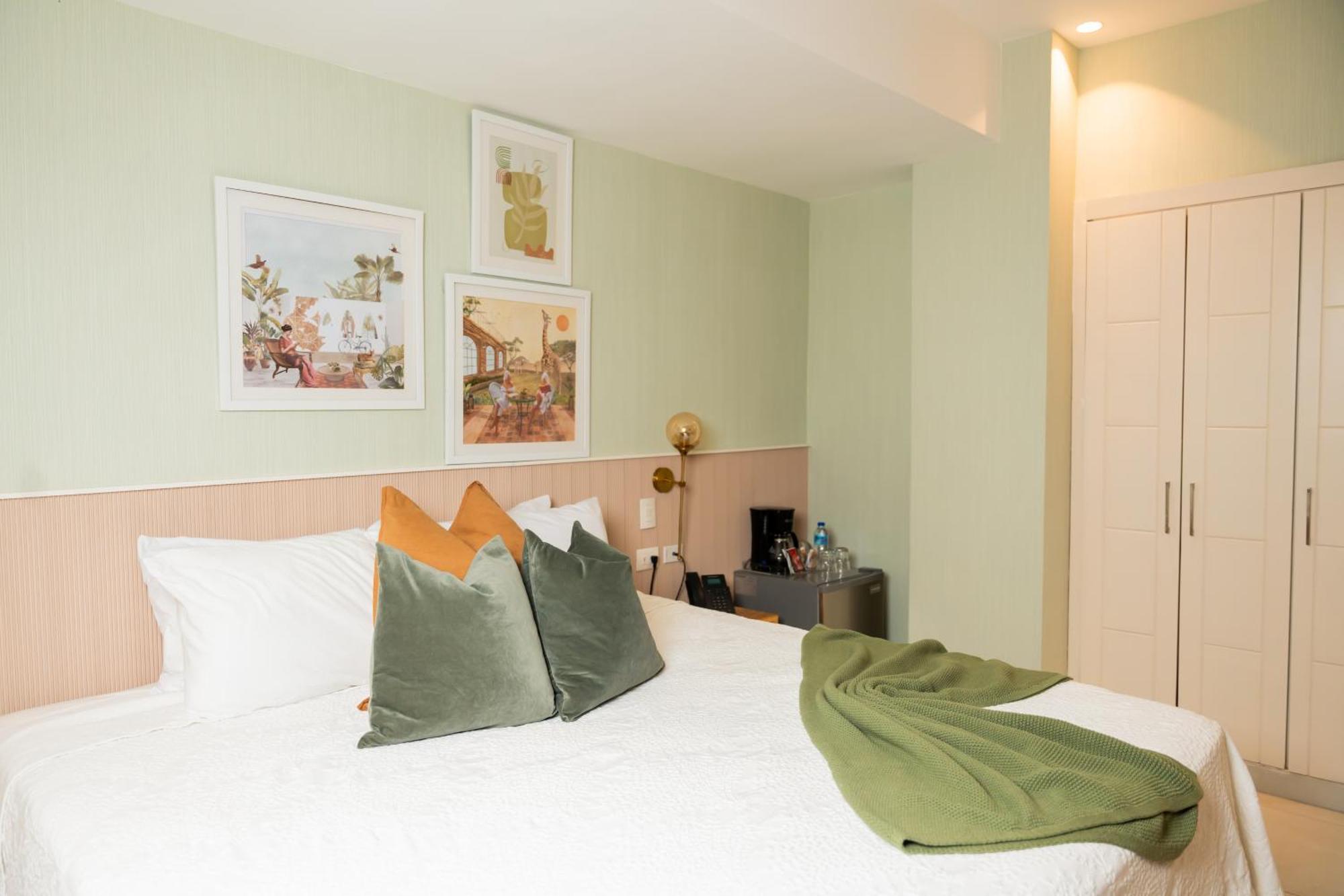 Hotel Stay Here Suites Santo Domingo Esterno foto