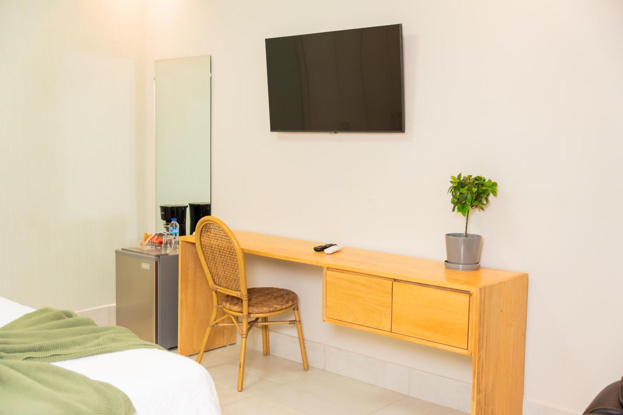 Hotel Stay Here Suites Santo Domingo Esterno foto