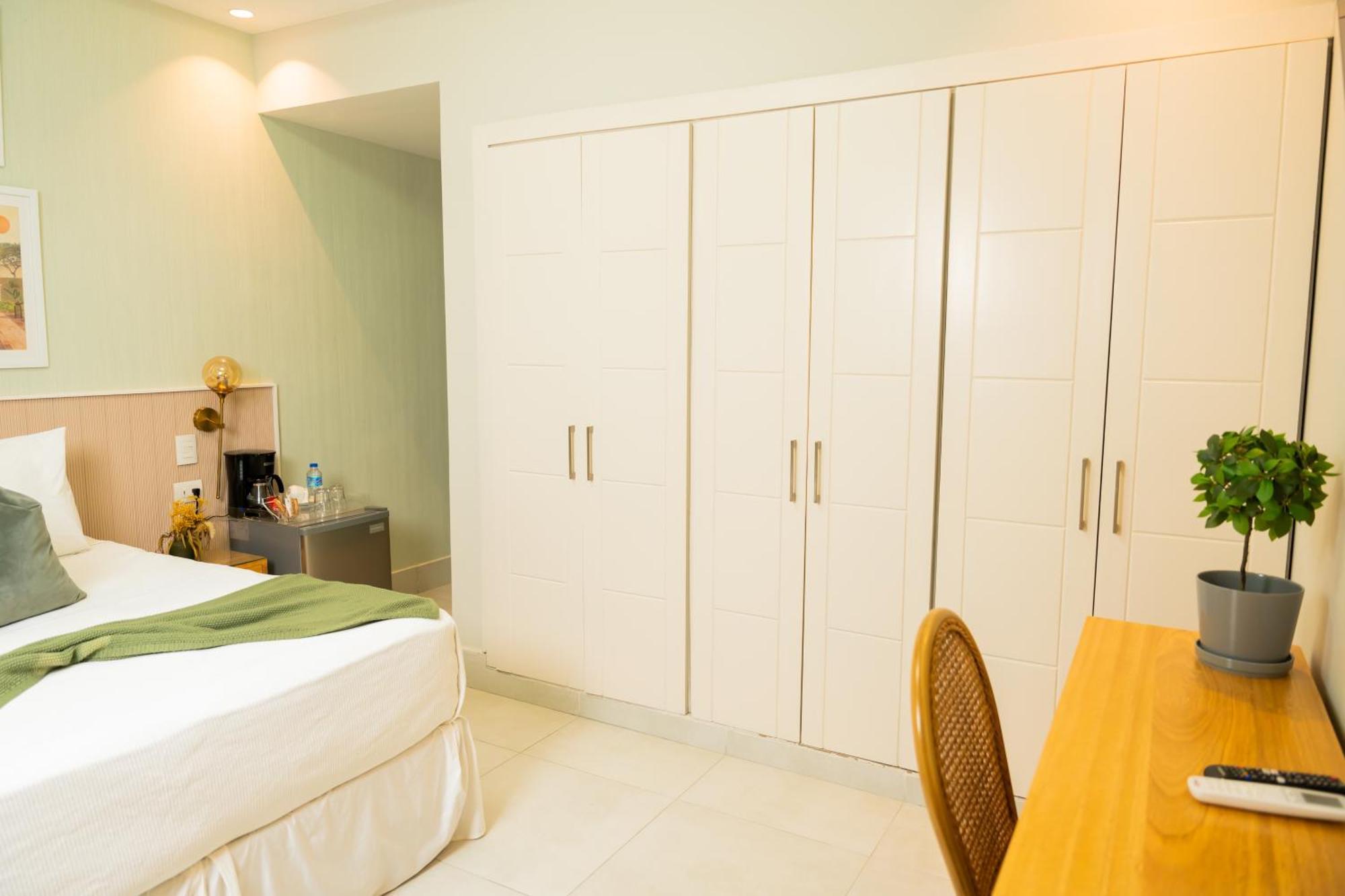 Hotel Stay Here Suites Santo Domingo Esterno foto