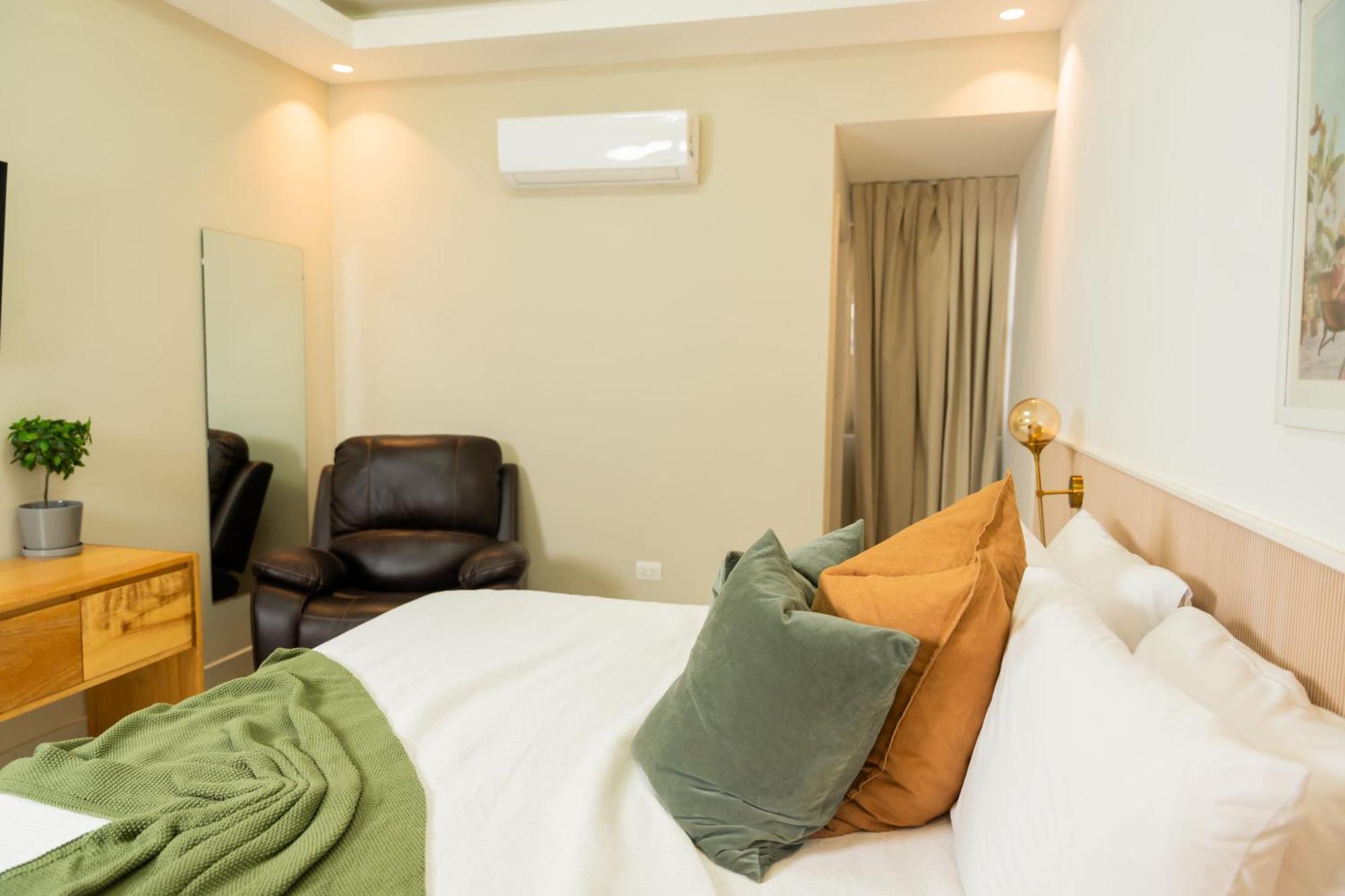 Hotel Stay Here Suites Santo Domingo Esterno foto