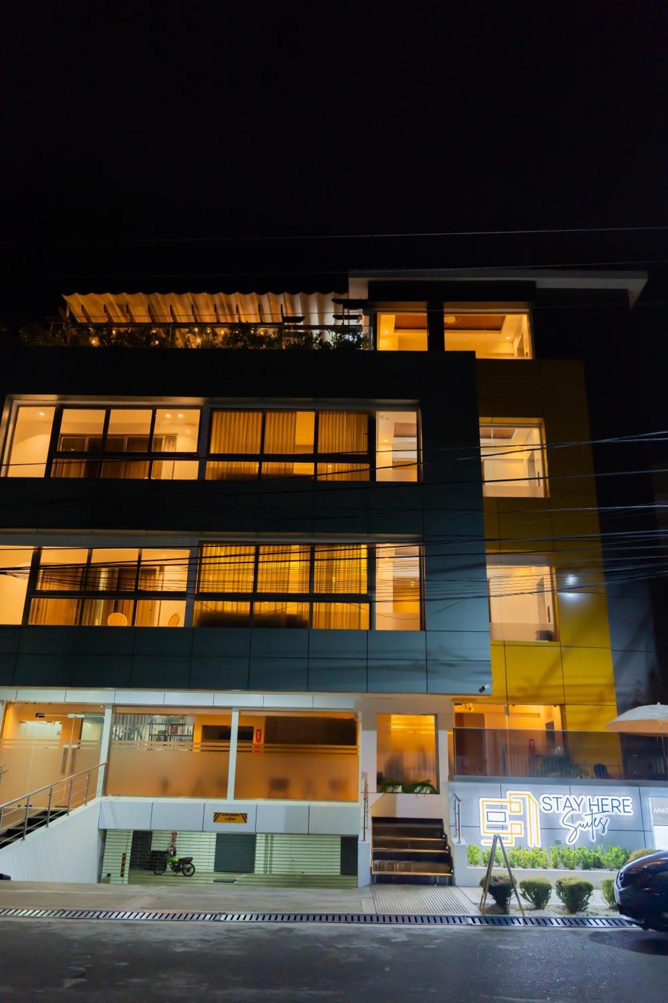 Hotel Stay Here Suites Santo Domingo Esterno foto