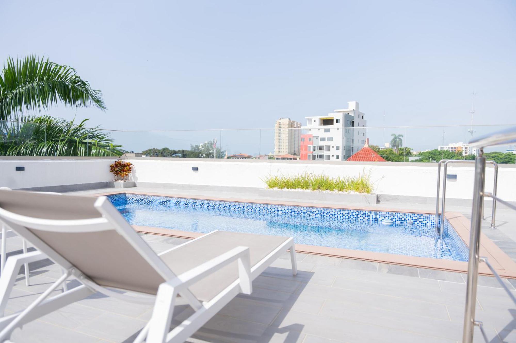 Hotel Stay Here Suites Santo Domingo Esterno foto